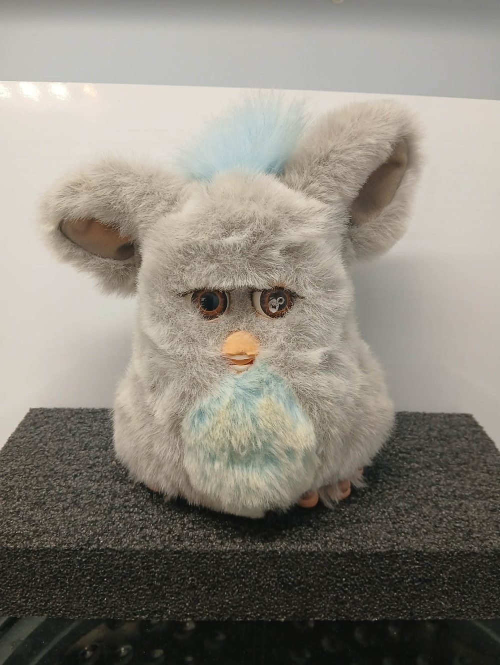RARE 2005 Emoto Tronic Furby Cloud Sky With Brown Eyes - Working